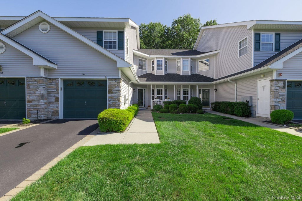 Photo of 31 willow wood Drive, East Setauket, NY 11733 (MLS # 1051337)