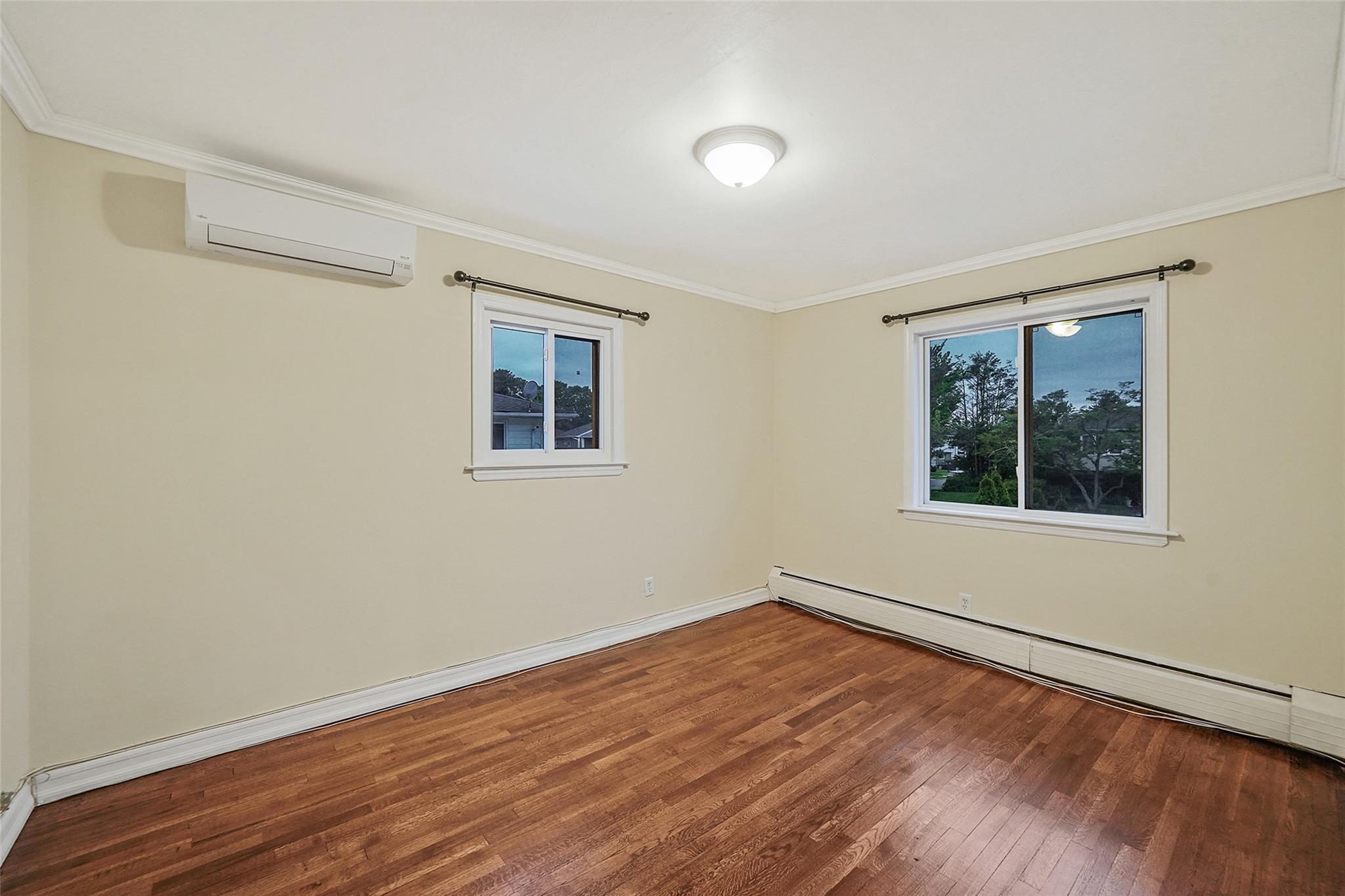 4 Mason Court, Levittown, New York image 16