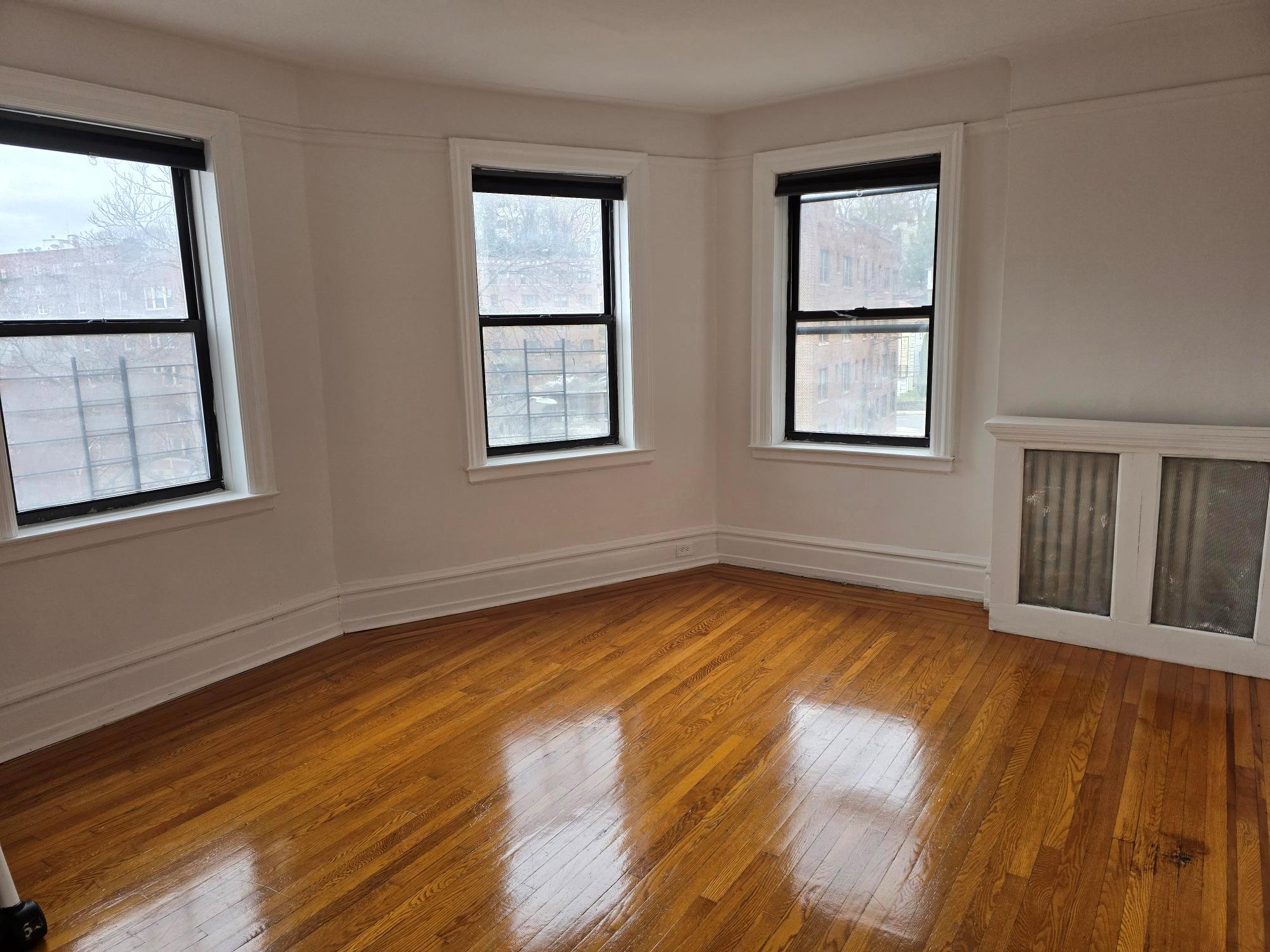 90 Caryl Ave Apt 44