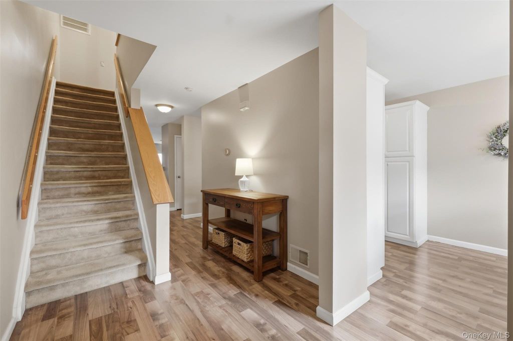 Photo of 209 Deer Ct Drive, Middletown, NY 10940 (MLS # 978576)