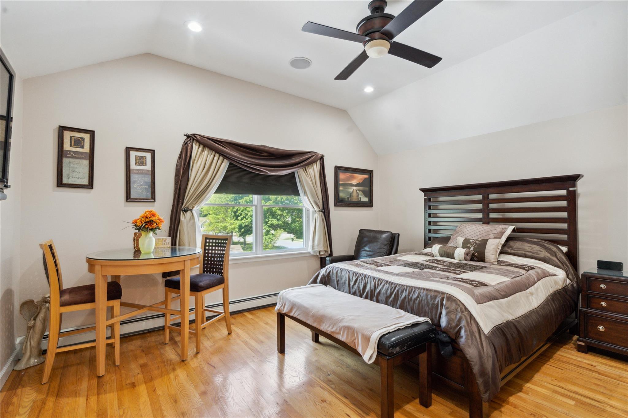 4 Millennium Court, Bohemia, New York image 30