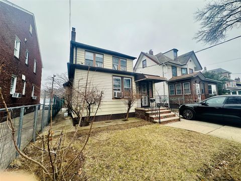 46-43 157 st Flushing NY 11355