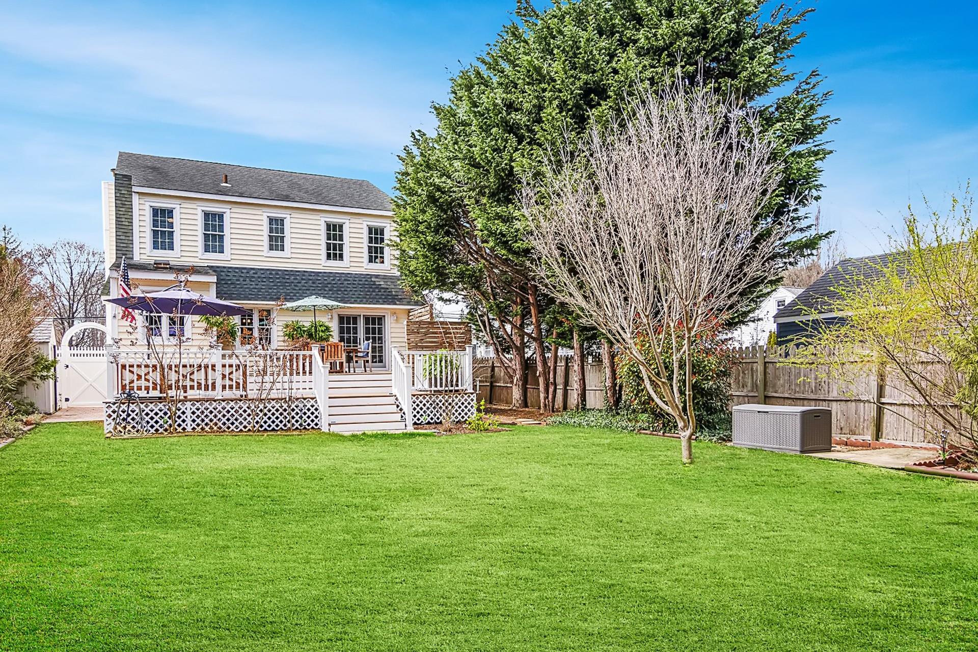 414 4th Street, East Northport, New York image 29