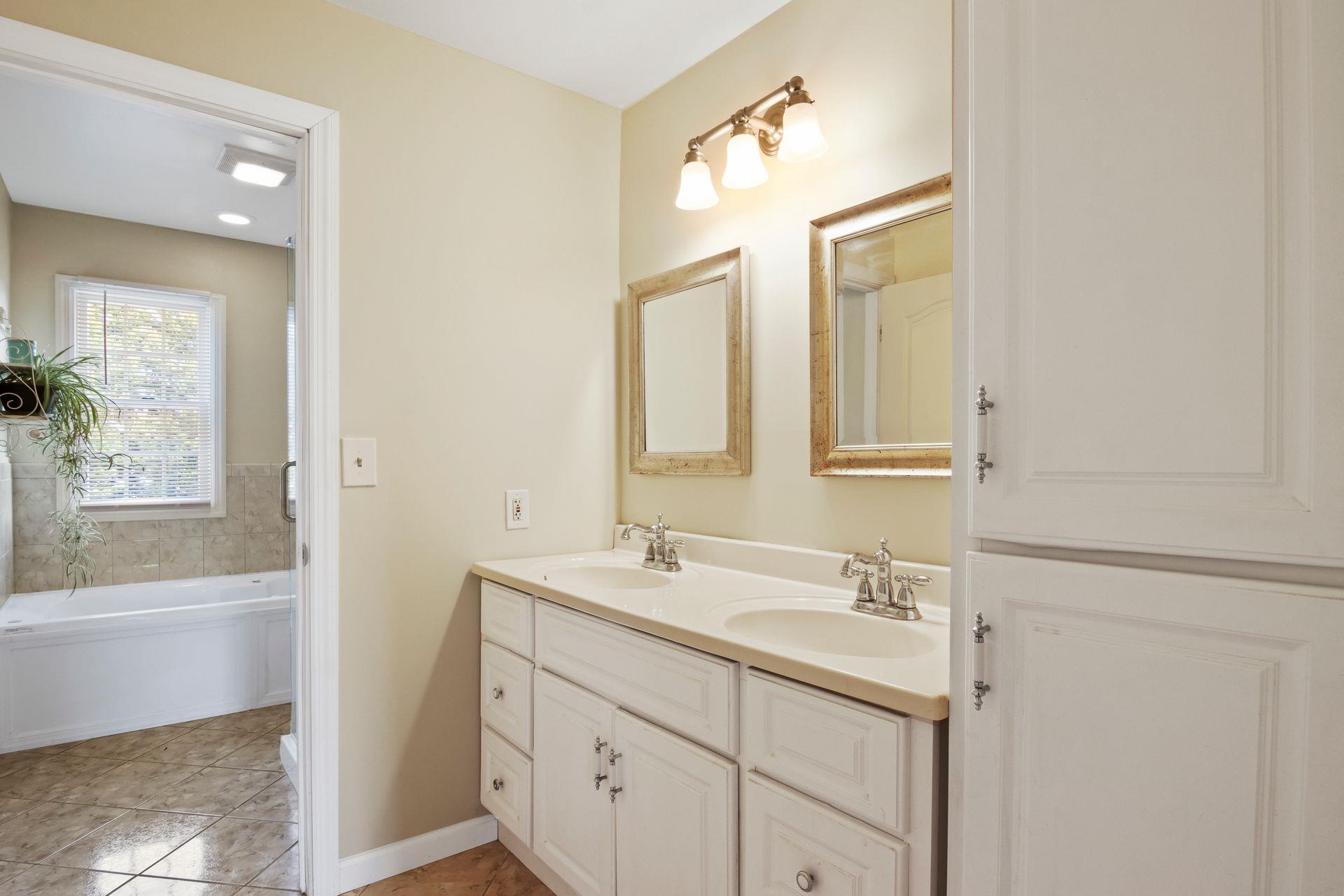 414 4th Street, East Northport, New York image 19