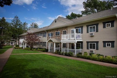 Apartment For Rent - 556 New Highway #4-2A<br/> Suffolk County, Hauppauge, NY 11788