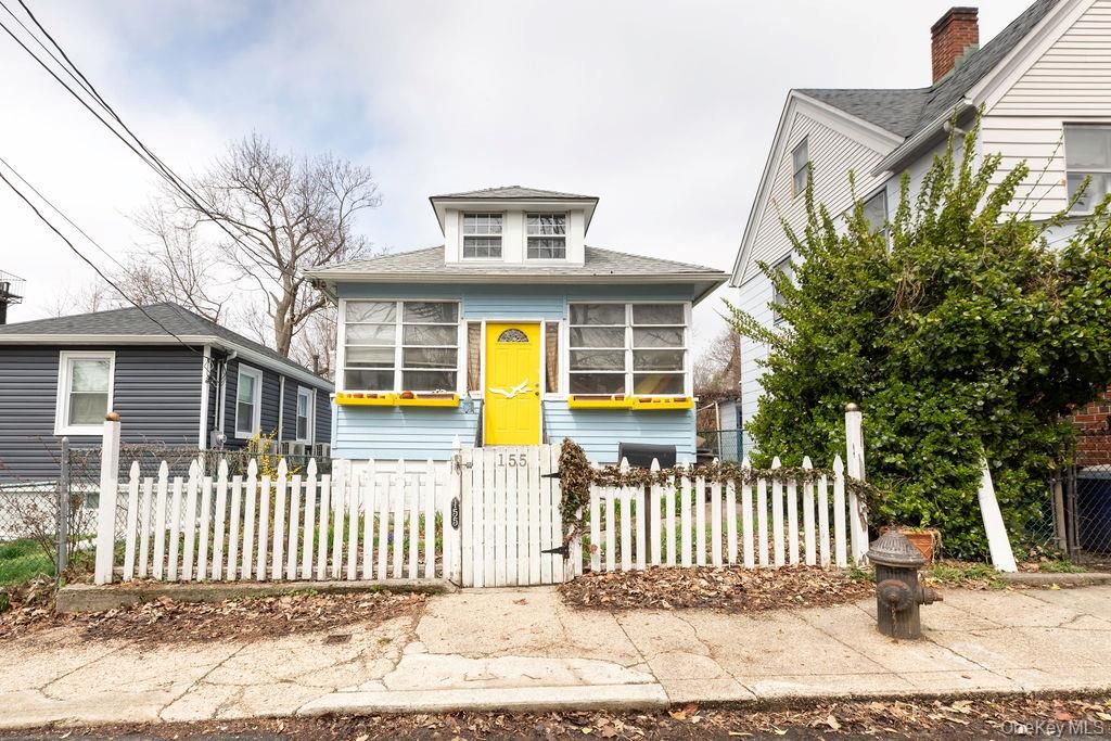 Photo of 155 Hawkins Street, Bronx, NY 10464 (MLS # 969413)