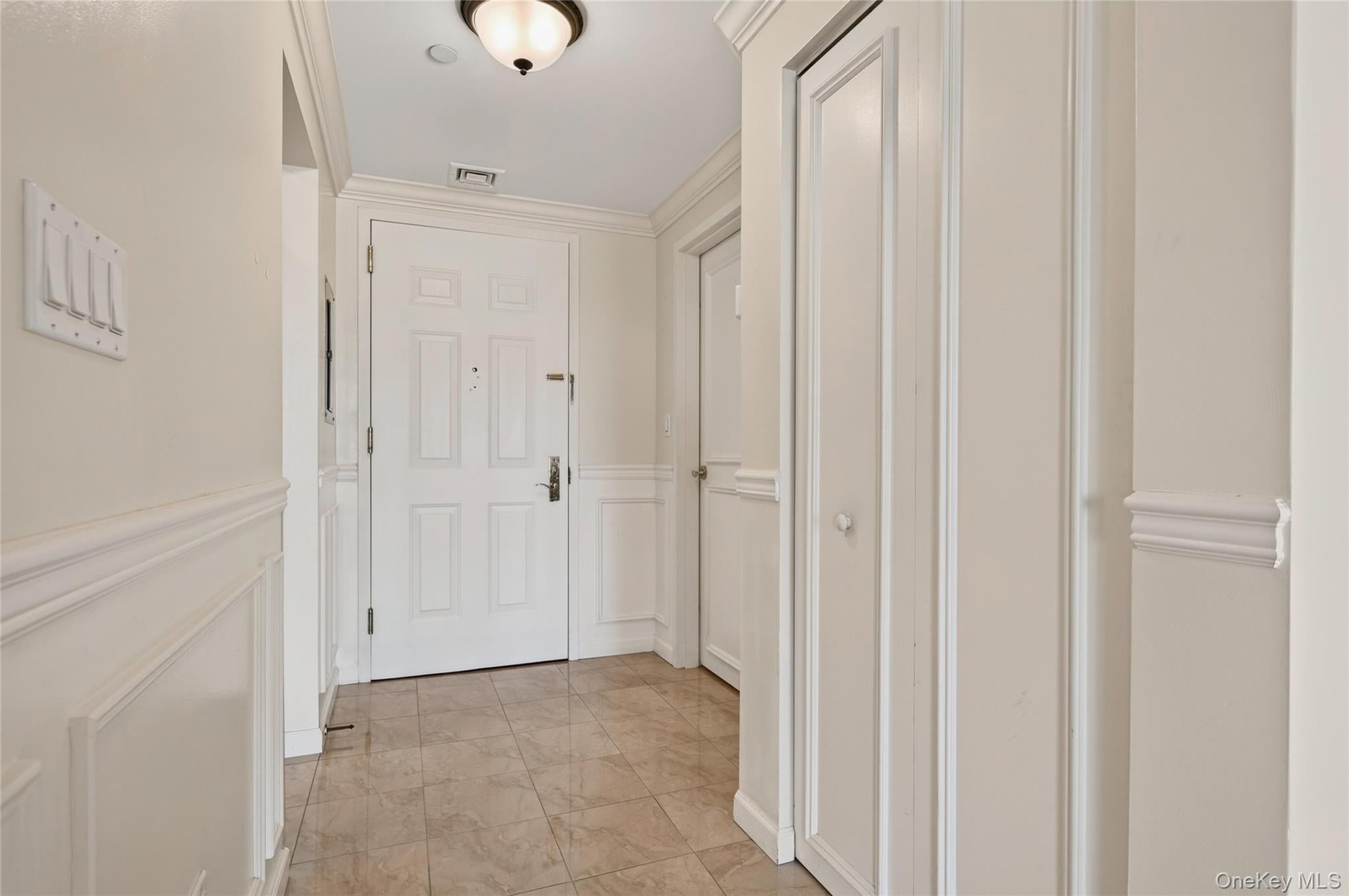 242 Maple Avenue 407