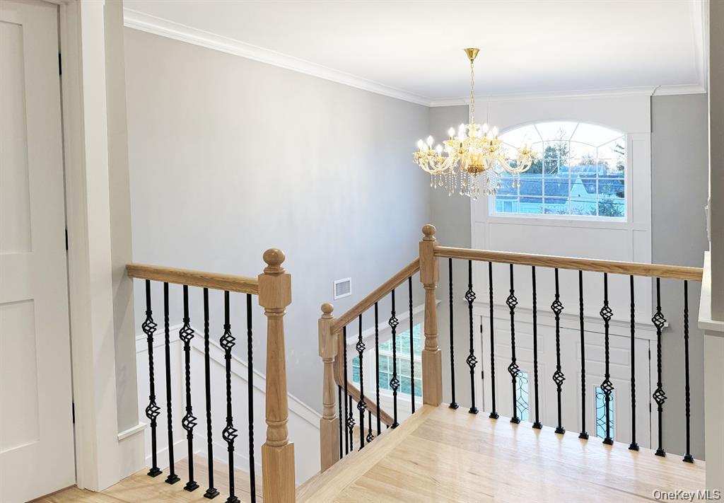 255 Maple Ave Maple Ave