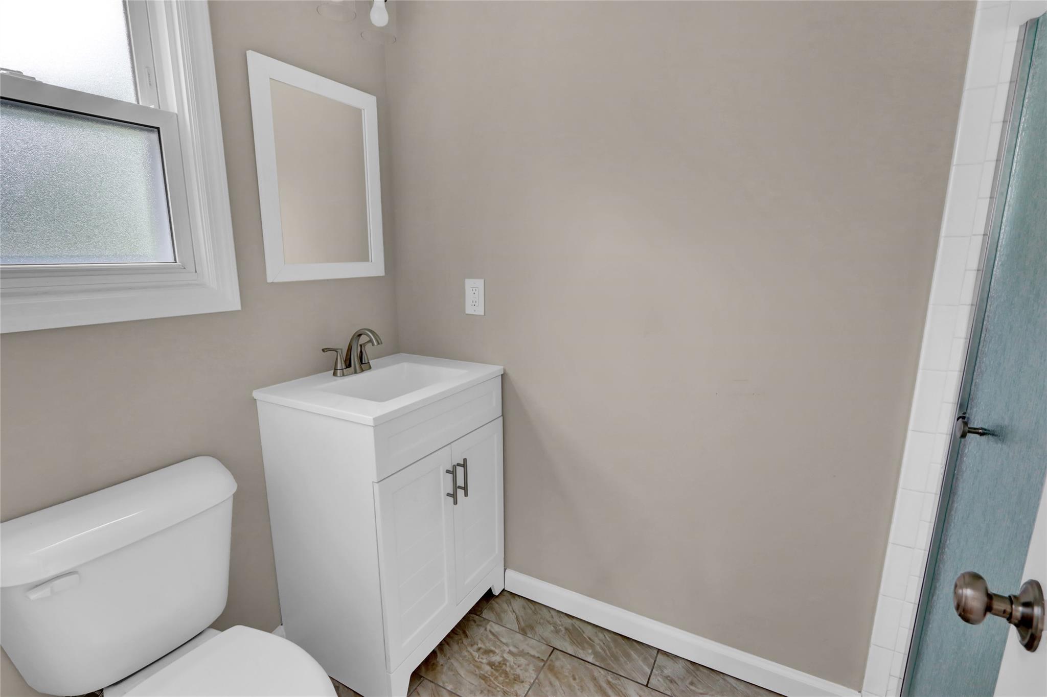31 Teller Avenue, Coram, New York image 10