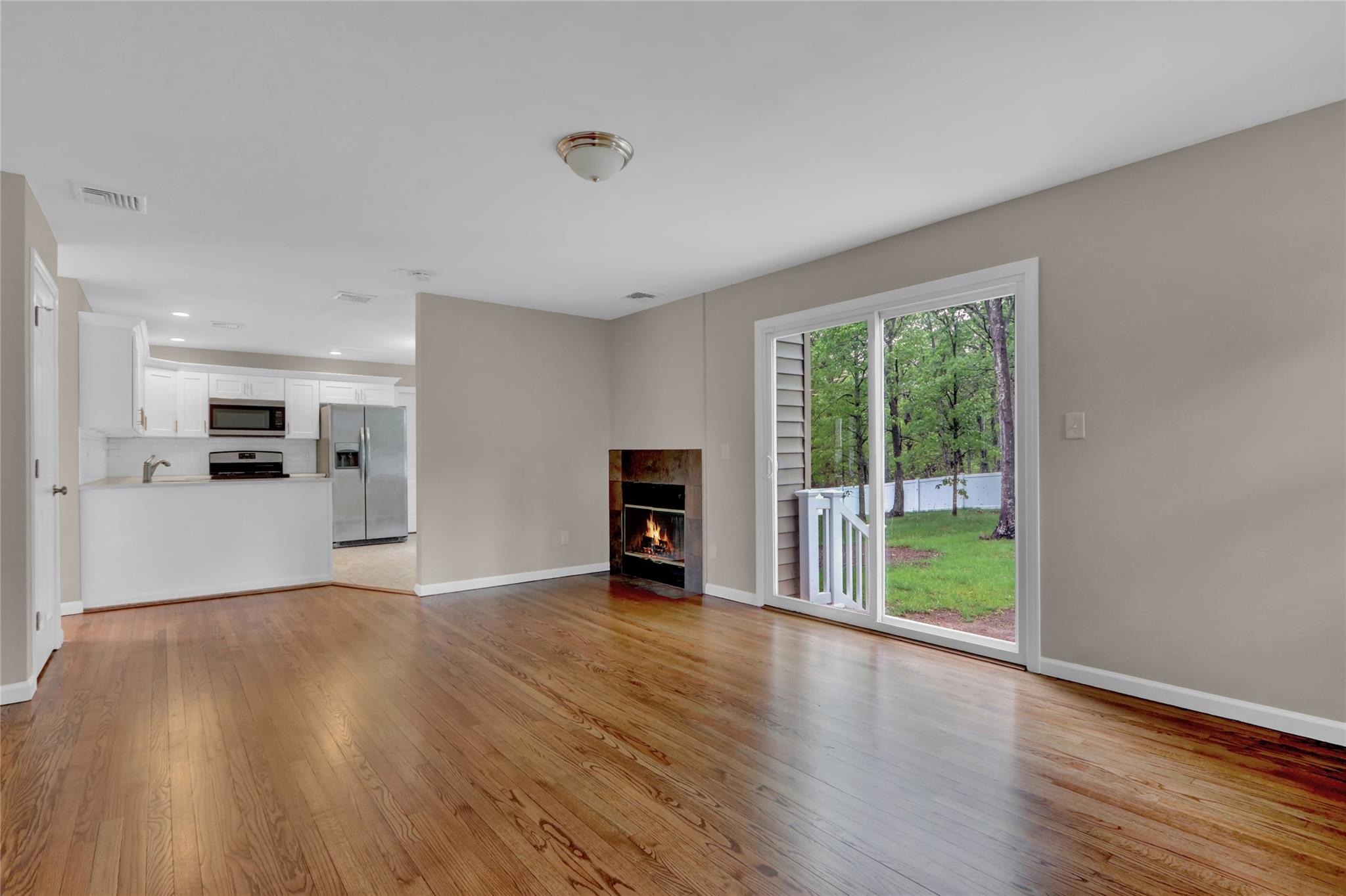 31 Teller Avenue, Coram, New York image 8