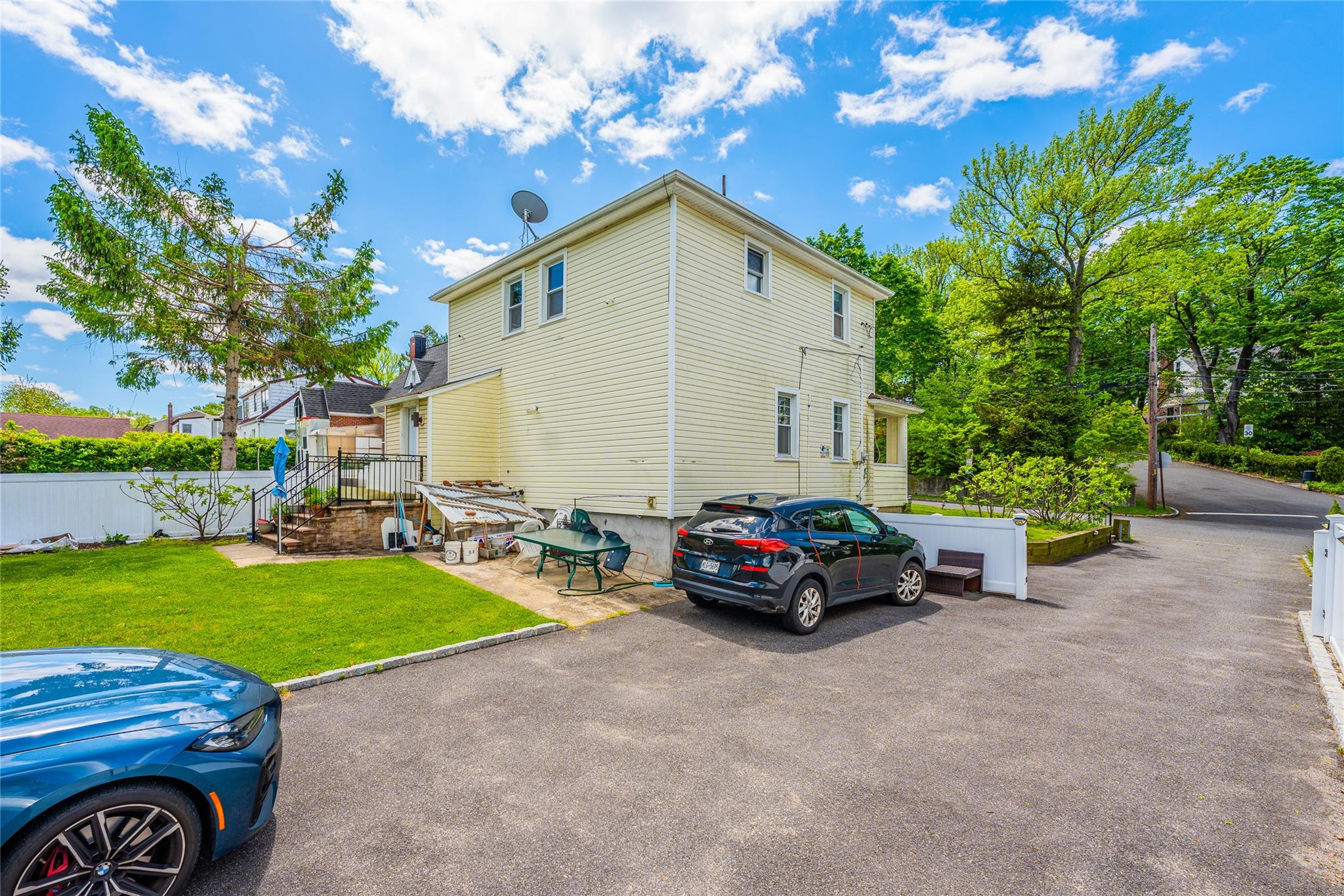 7 Clark Drive, Great Neck, New York image 21