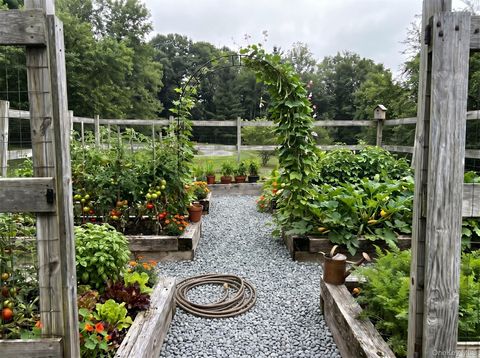 Tiny photo for 33 Ford Road, Chatham, NY 12136 (MLS # 991875)