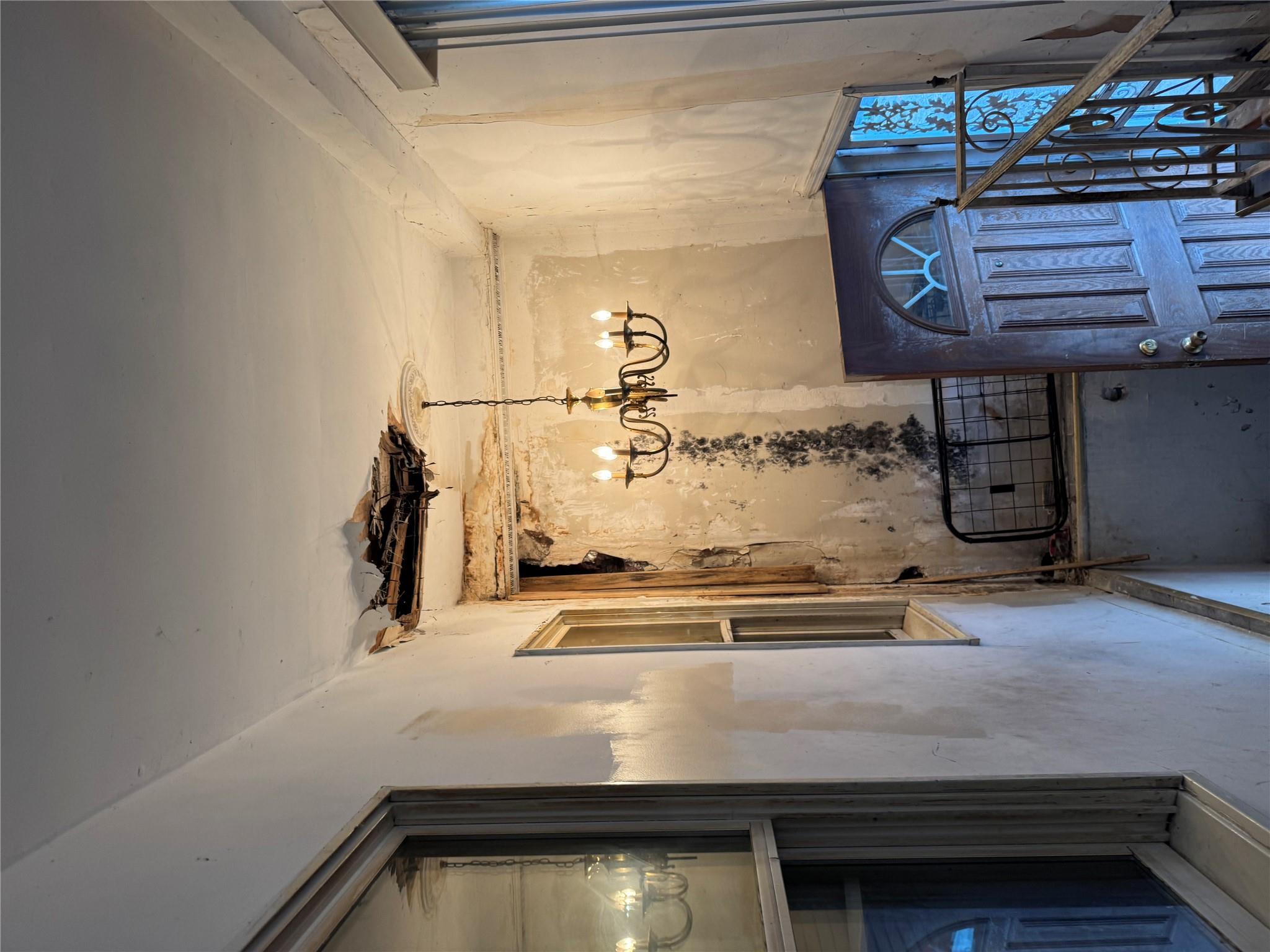 378 Saint Marks