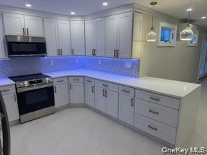 48 Ripple Lane