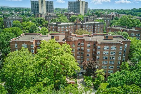 209-80 18 Avenue Unit 4D, Bayside, NY 11360 - MLS#: 869775