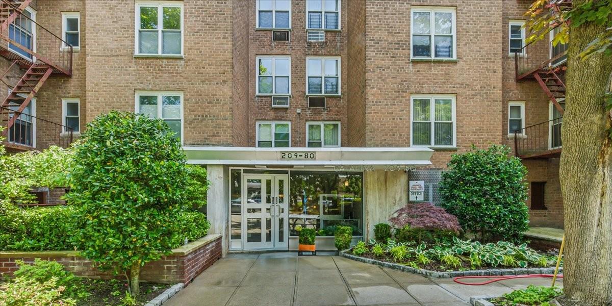 Property for Sale at 18 Avenue 4D, Bayside, Queens, NY - Bedrooms: 3 
Bathrooms: 1 
Rooms: 5  - $409,898