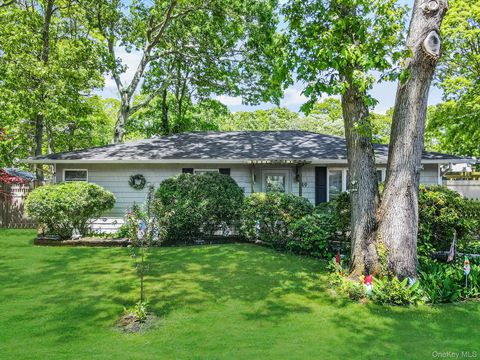 Homes For Sale - 49 Washington Avenue<br/> Mastic Beach, NY 11951