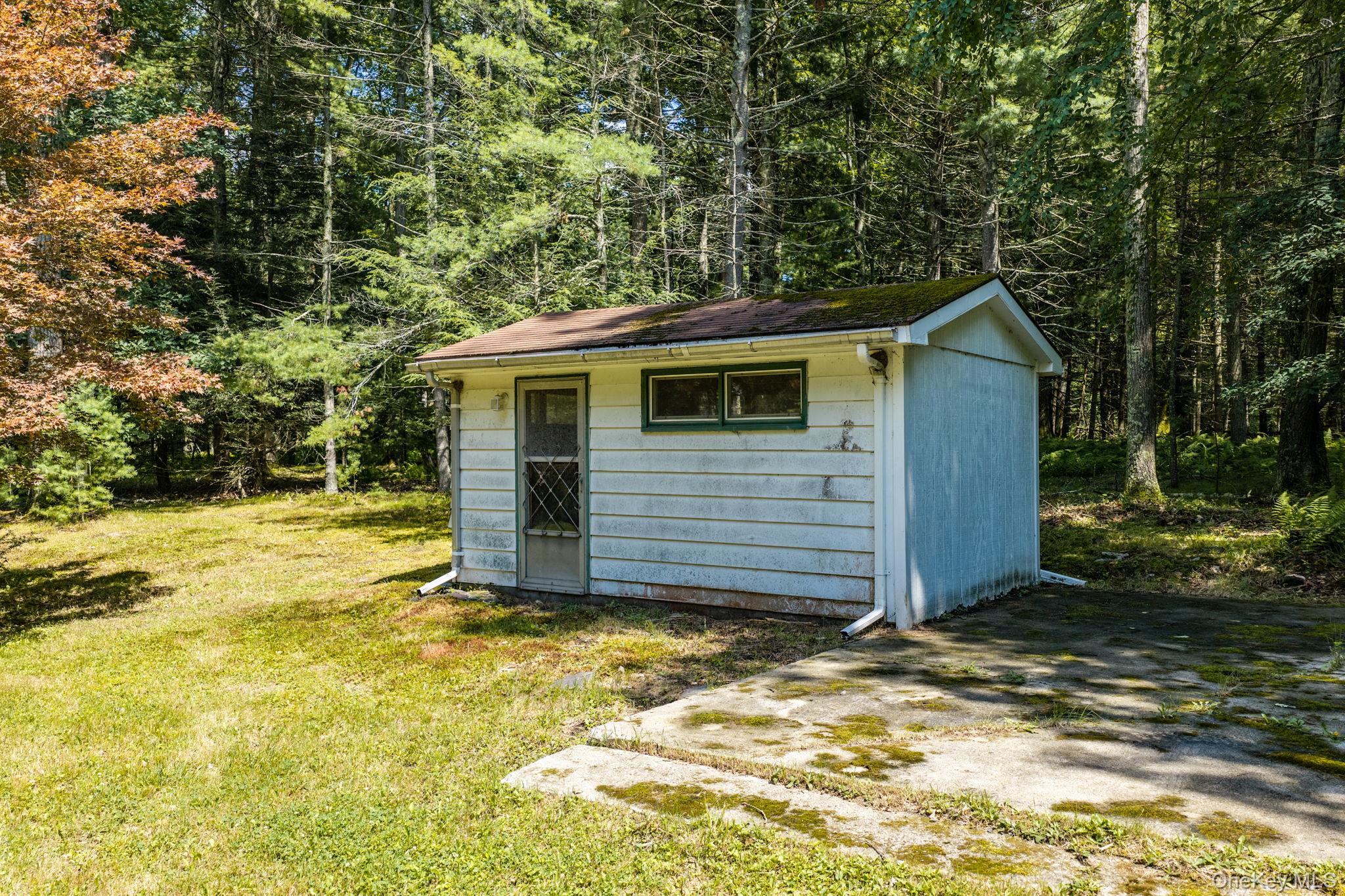 528 Van Tuyl Road