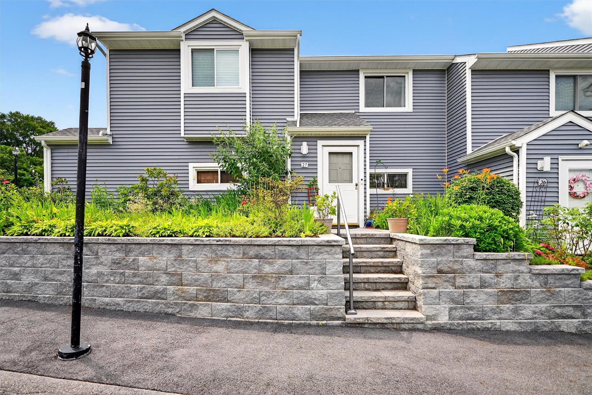 Peekskill, New York 10566, United States, 2 Bedrooms Bedrooms, ,2 BathroomsBathrooms,Residential,Coming Soon,181072