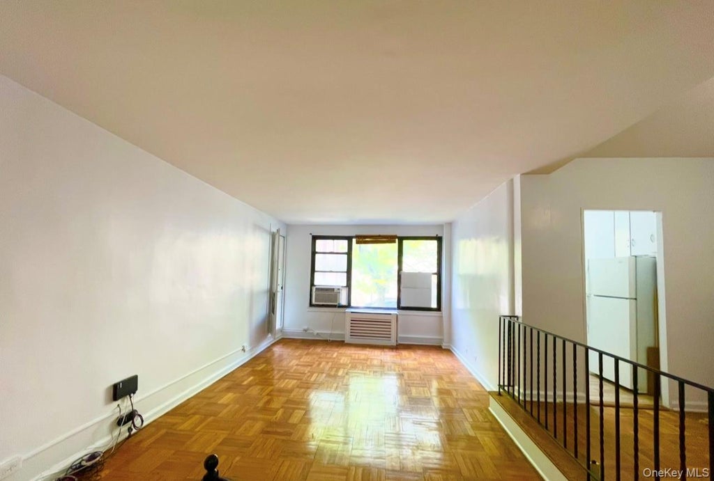 Photo of 98-50 63rd Drive #1G, Rego Park, NY 11374 (MLS # 1051078)