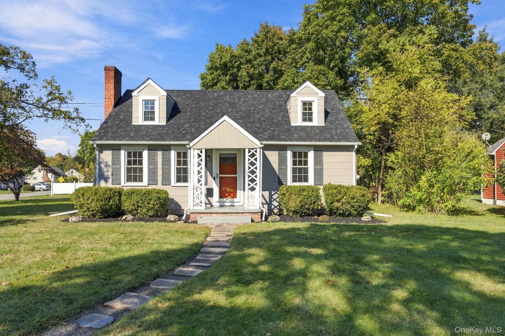 Photo of 23 Mansion Drive, Hyde Park, NY 12538 (MLS # 1062796)