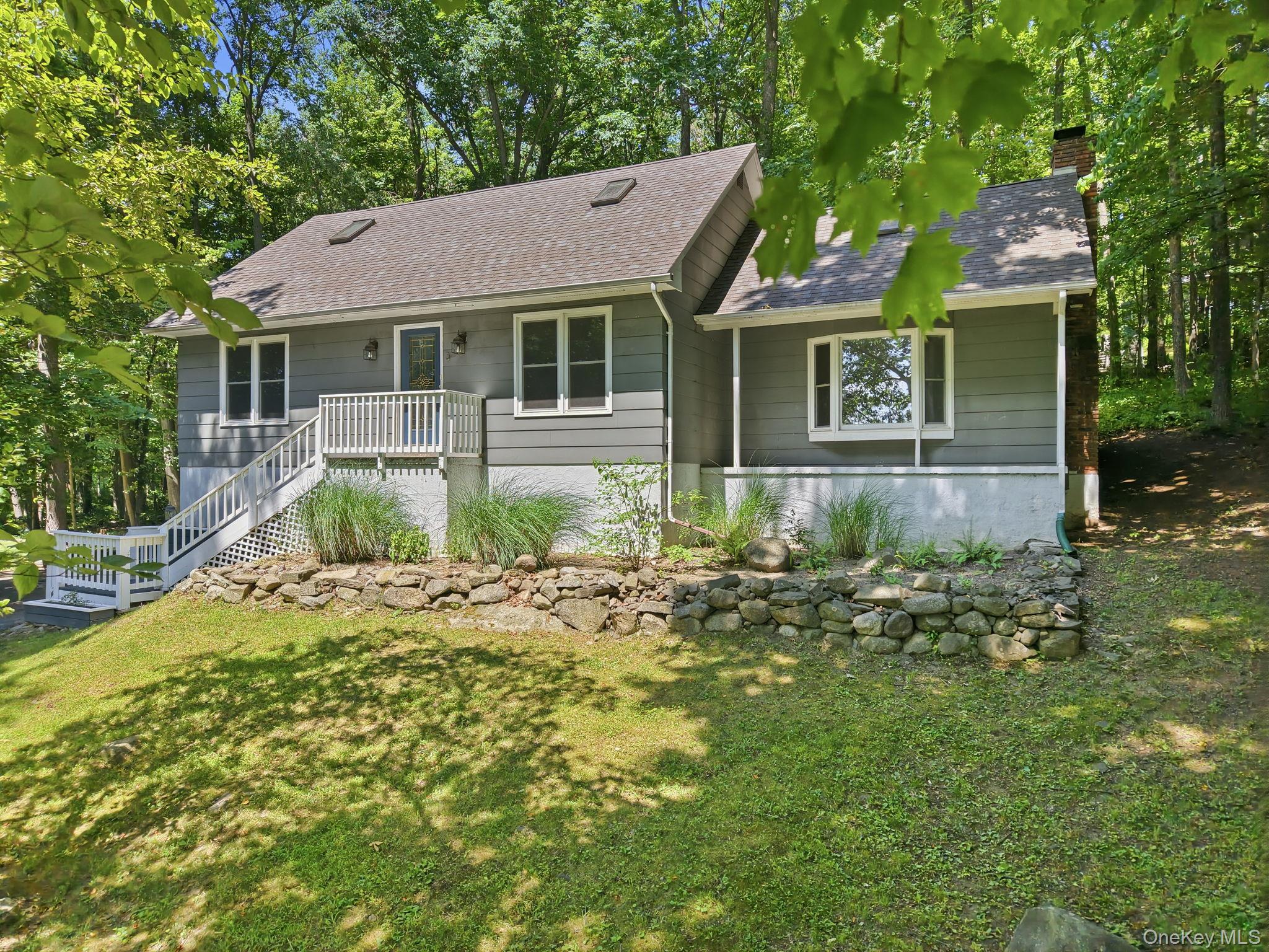 3 Dogwood Hollow
