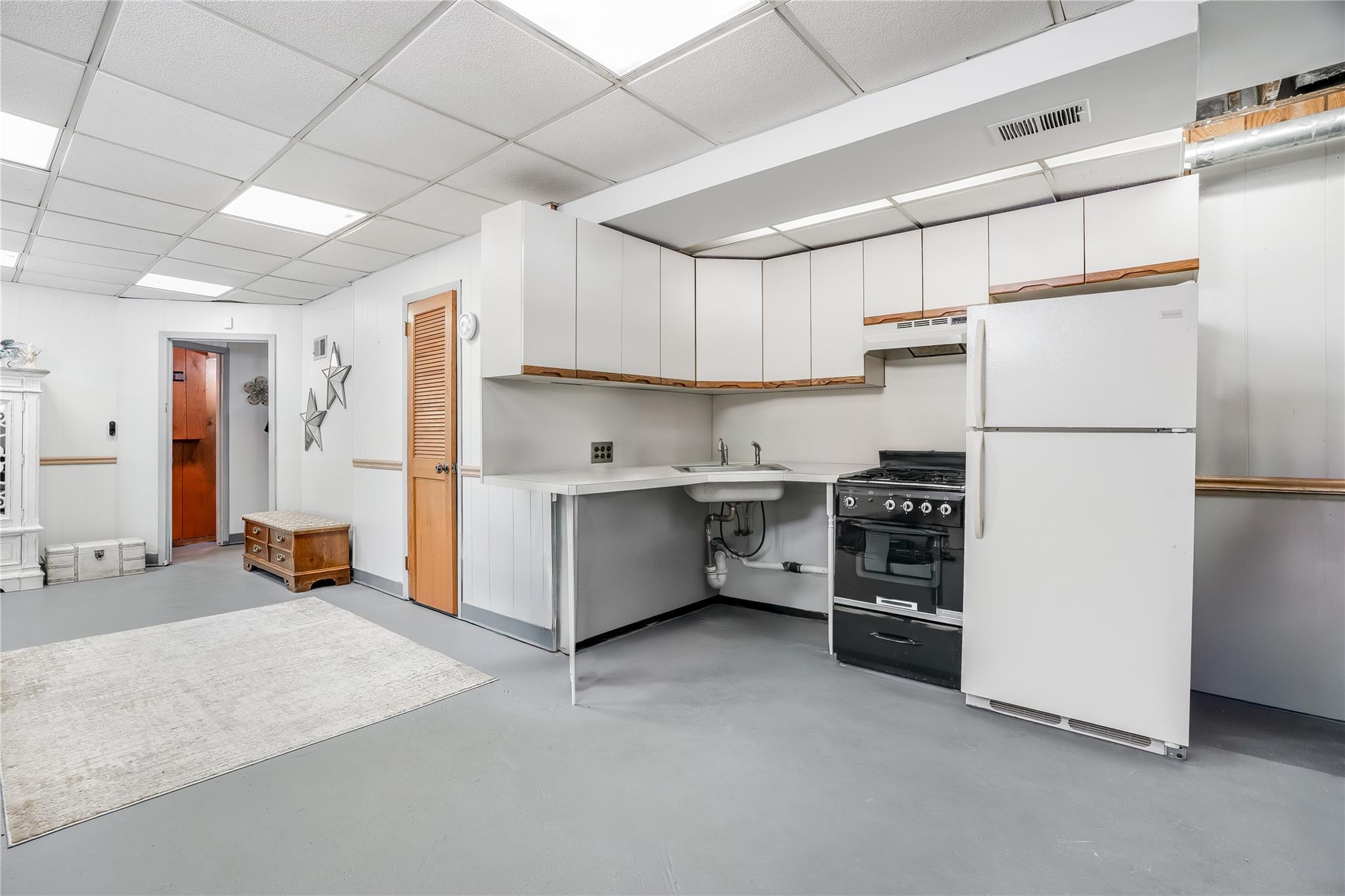 3211 Ampere Avenue, Bronx, New York image 19