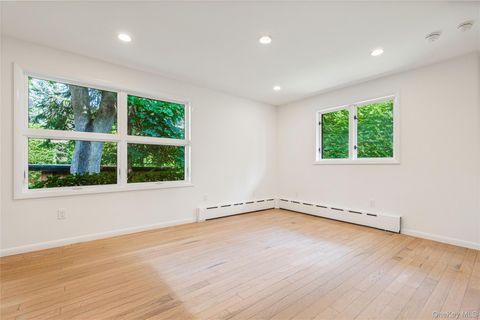 Tiny photo for 1160 GREACEN POINT Road, Mamaroneck, NY 10543 (MLS # 888677)