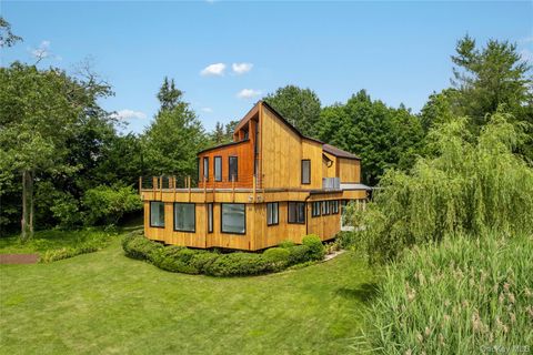 Tiny photo for 1160 GREACEN POINT Road, Mamaroneck, NY 10543 (MLS # 888677)