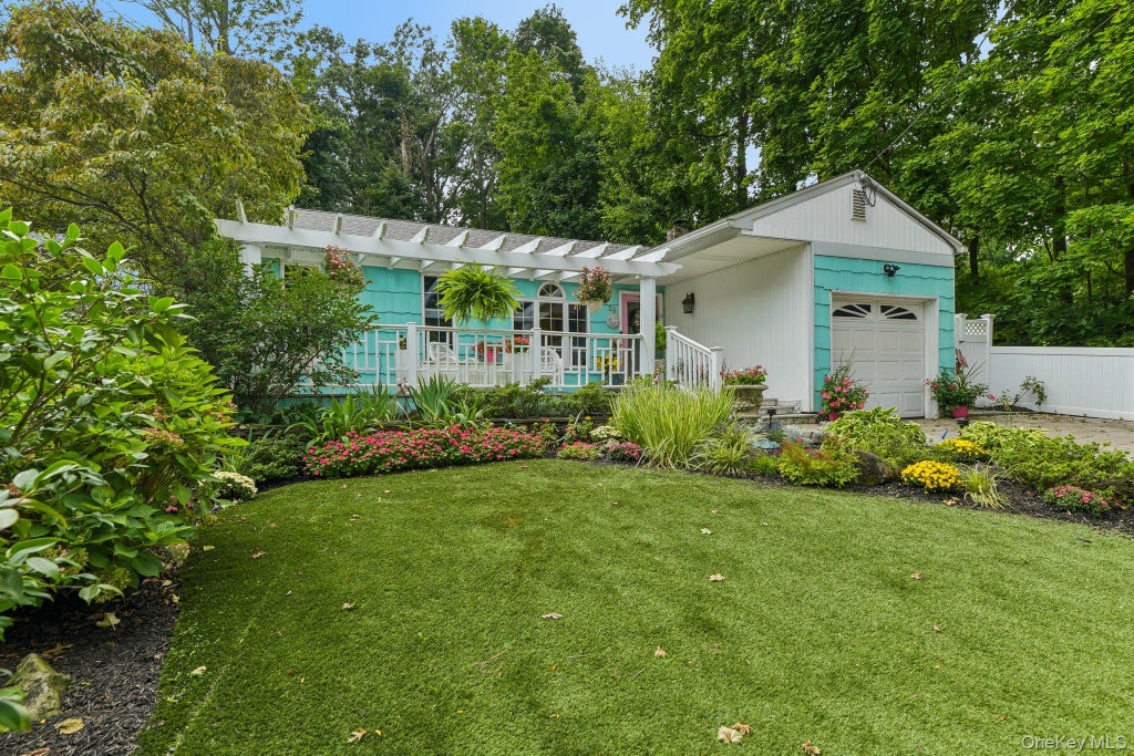 Photo of 28 Forest Drive, East Northport, NY 11731 (MLS # 1045221)