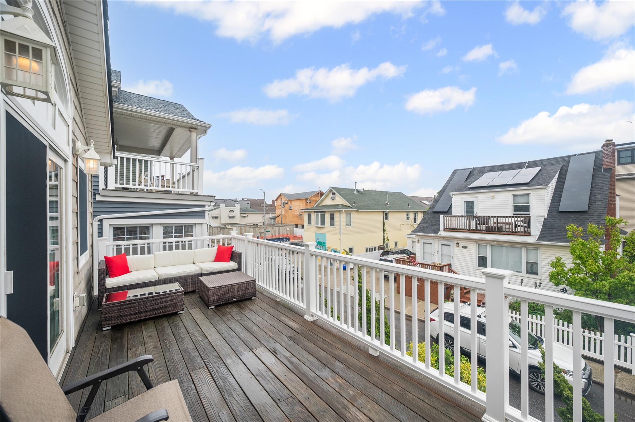 49 Oregon Street, Long Beach, New York image 18