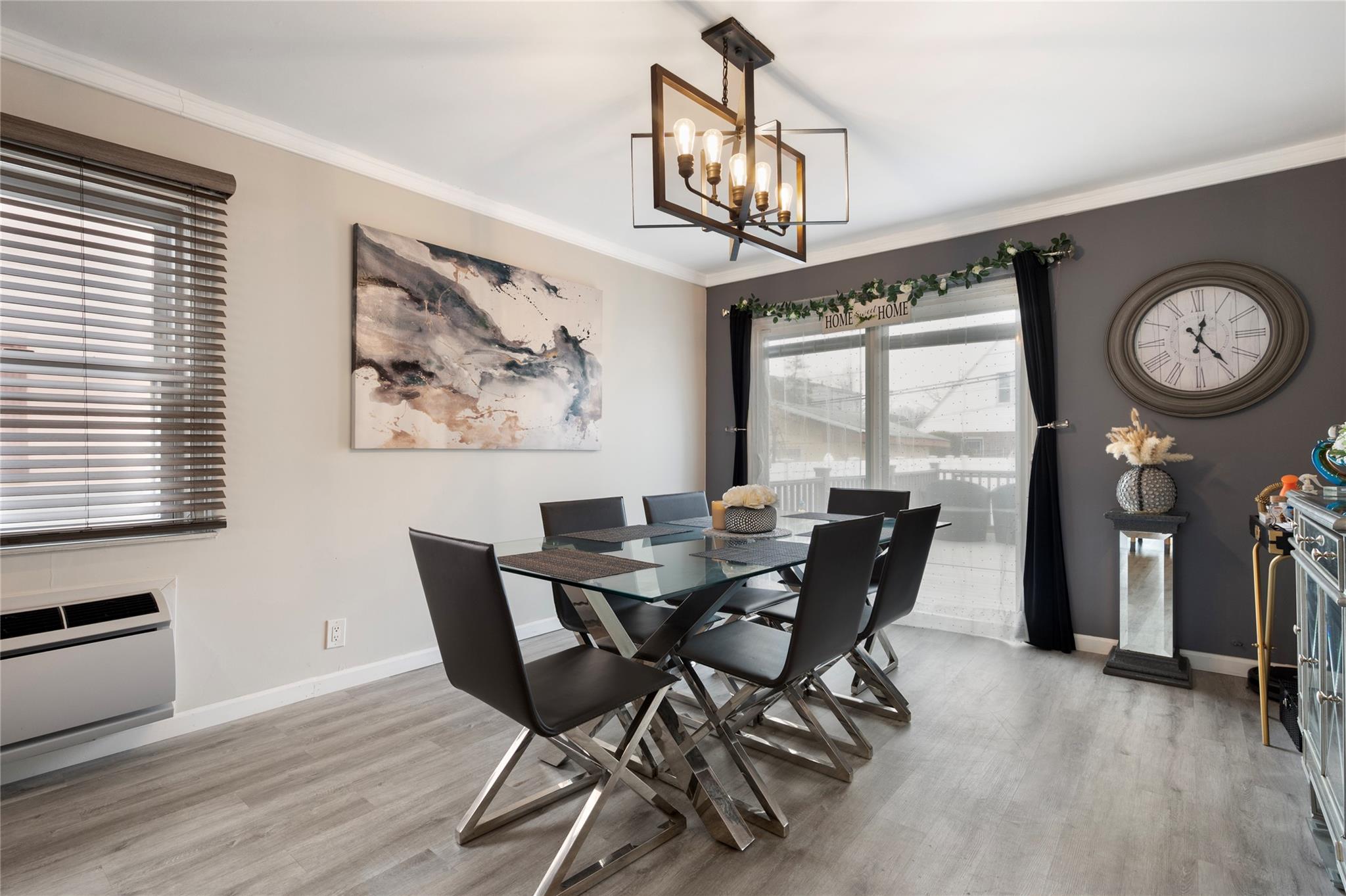 Property for Sale at 266th Street, Floral Park, Queens, NY - Bedrooms: 5 
Bathrooms: 3 
Rooms: 10  - $1,399,000