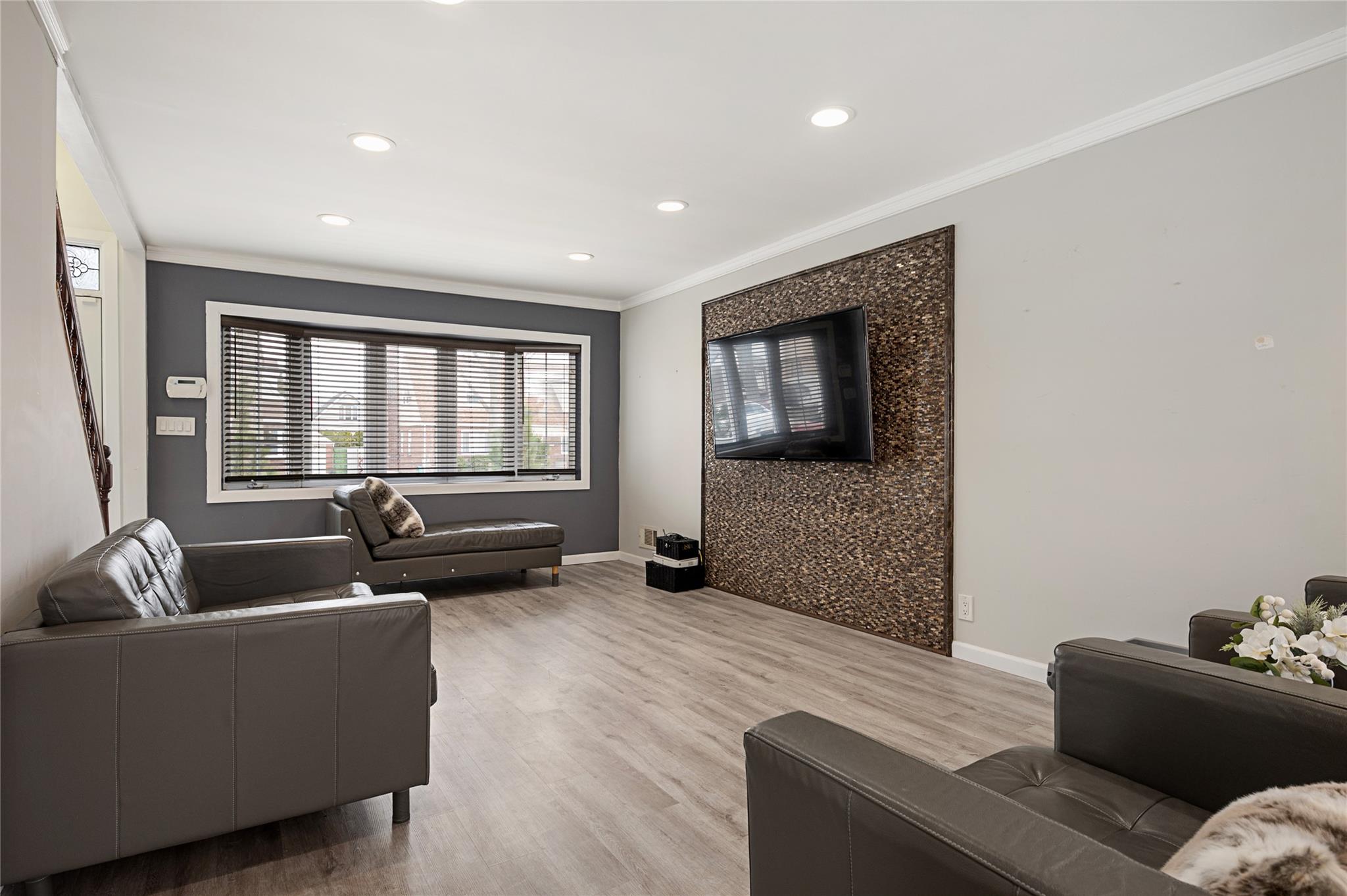 82-30 266th Street, Floral Park, New York image 3