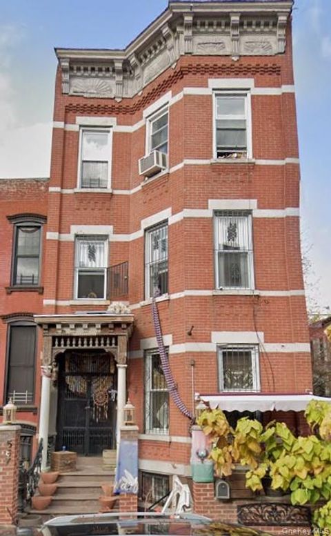 Multifamily For Sale - 567 Quincy Street<br/> Brooklyn, NY 11221