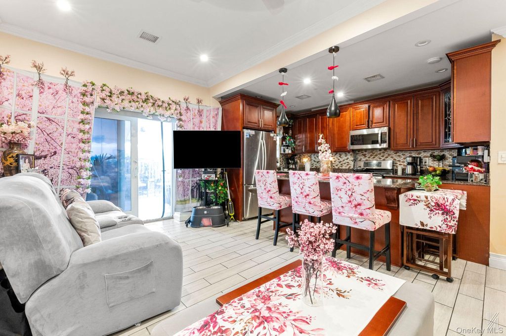 Photo of 1842 Norman Street, Ridgewood, NY 11385 (MLS # 979640)