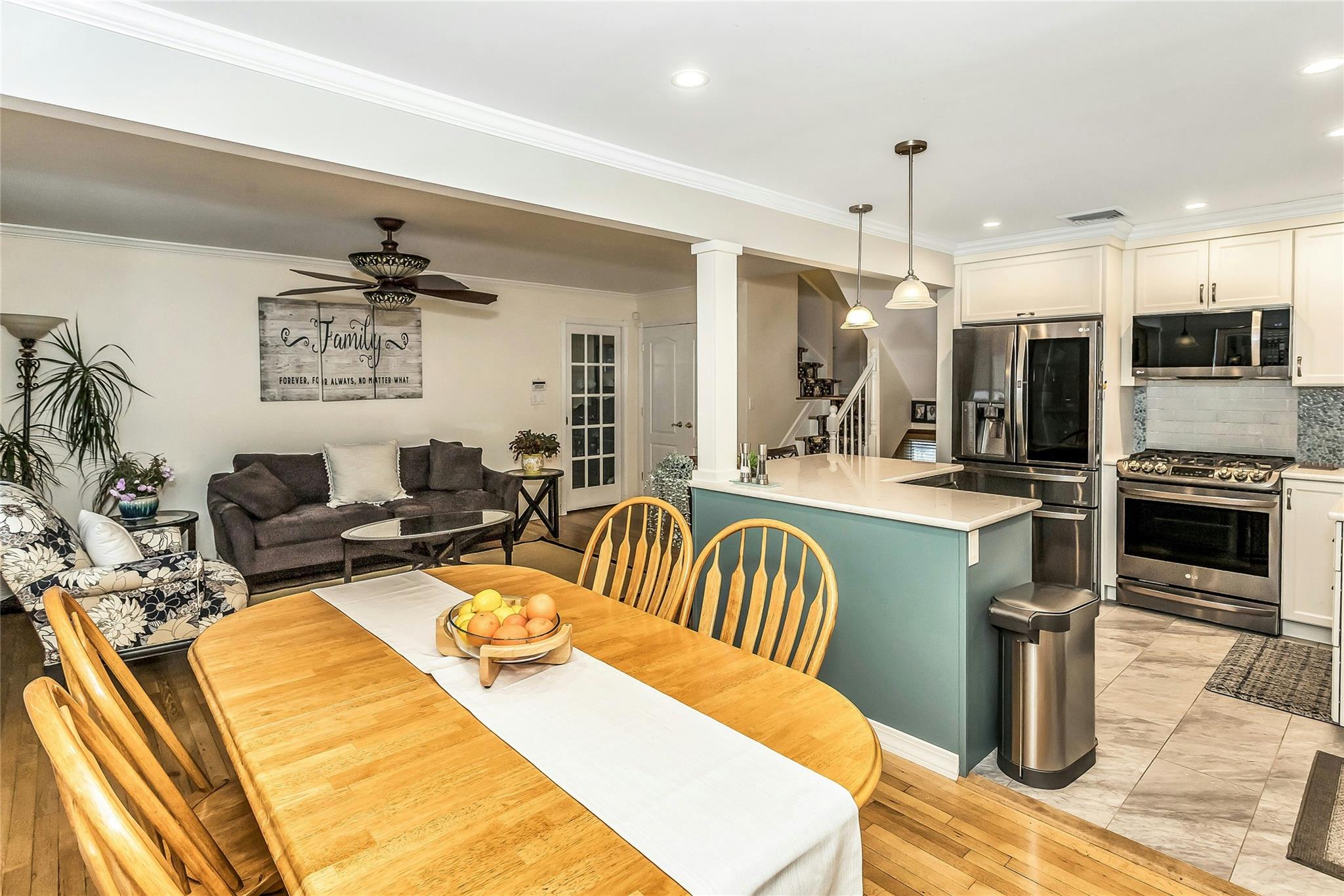 12 Ceil Place, Bethpage, New York image 9