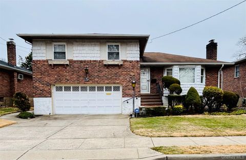 154 S Brush Drive Valley Stream NY 11581