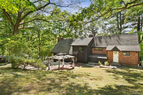 Tiny photo for 27 Hardscrabble Road, Briarcliff Manor, NY 10510 (MLS # 921875)