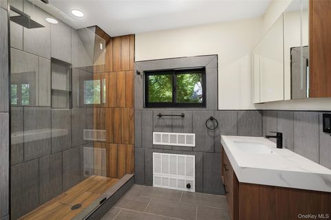 Tiny photo for 27 Hardscrabble Road, Briarcliff Manor, NY 10510 (MLS # 921875)