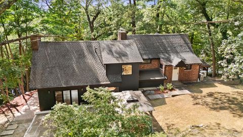 Tiny photo for 27 Hardscrabble Road, Briarcliff Manor, NY 10510 (MLS # 921875)