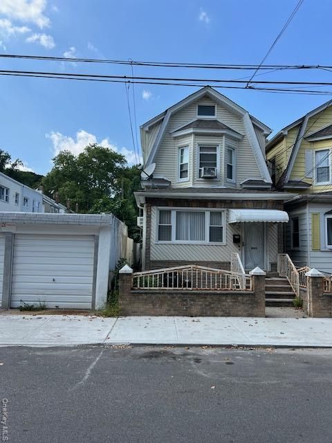 10211 85th Avenue, Richmond Hill, NY 11418 - MLS#: 895156