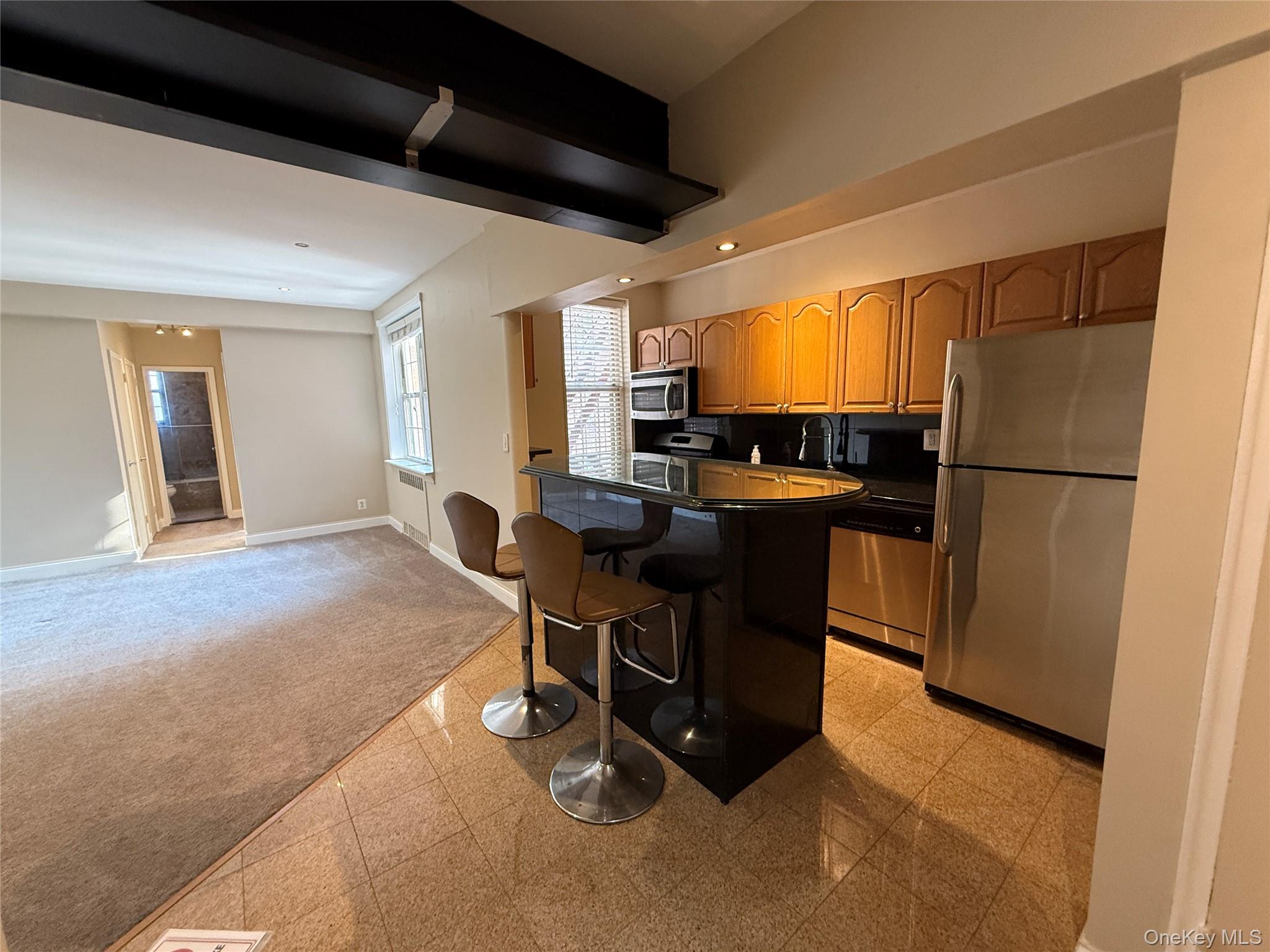 796 Bronx River Road B38