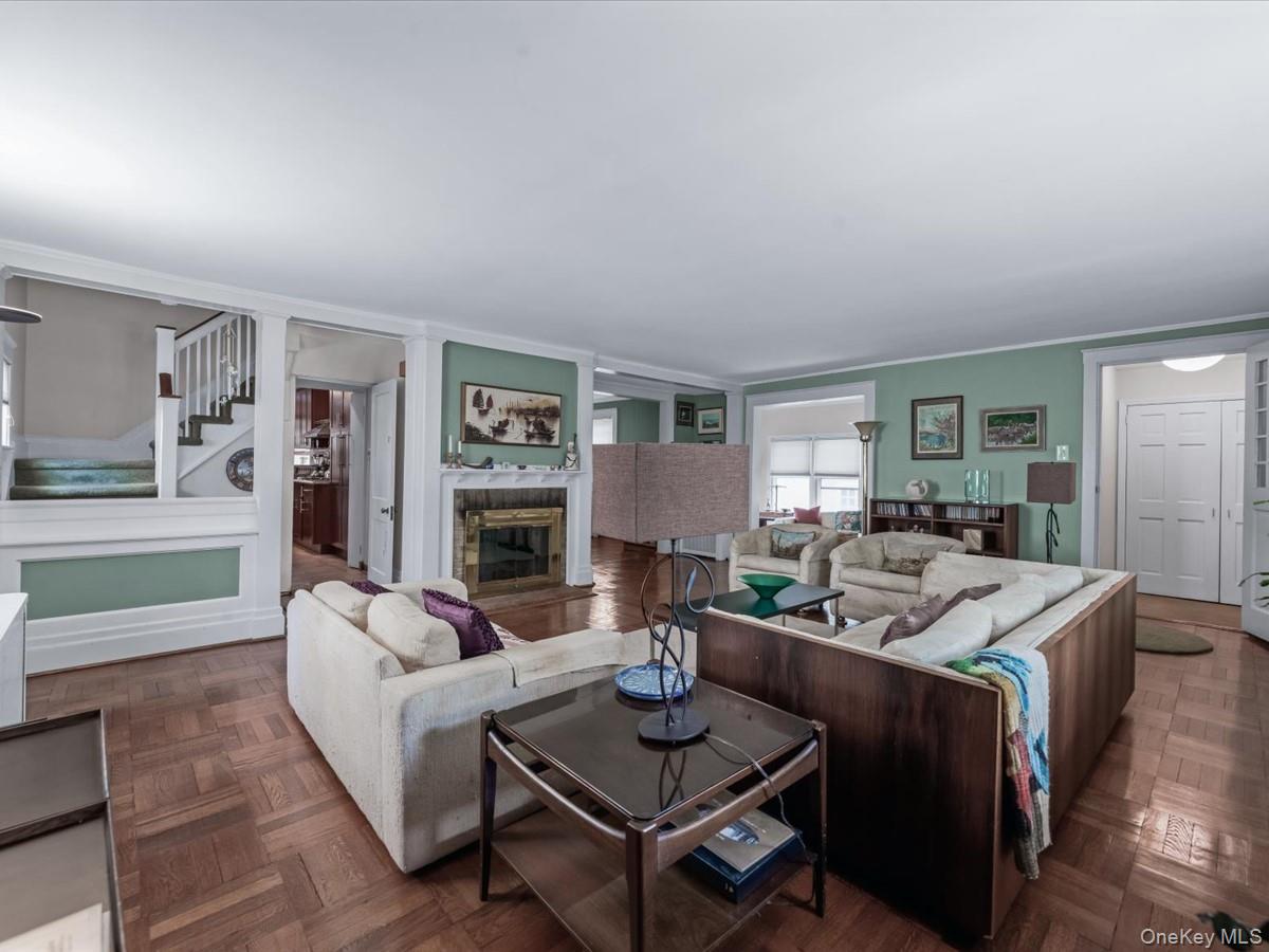 367 Grosvenor Street