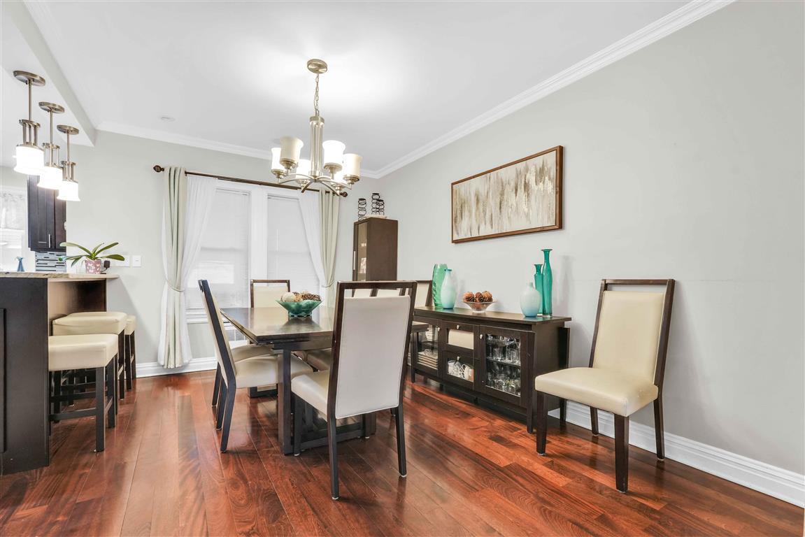 54-34 65 Place, Maspeth, New York image 10