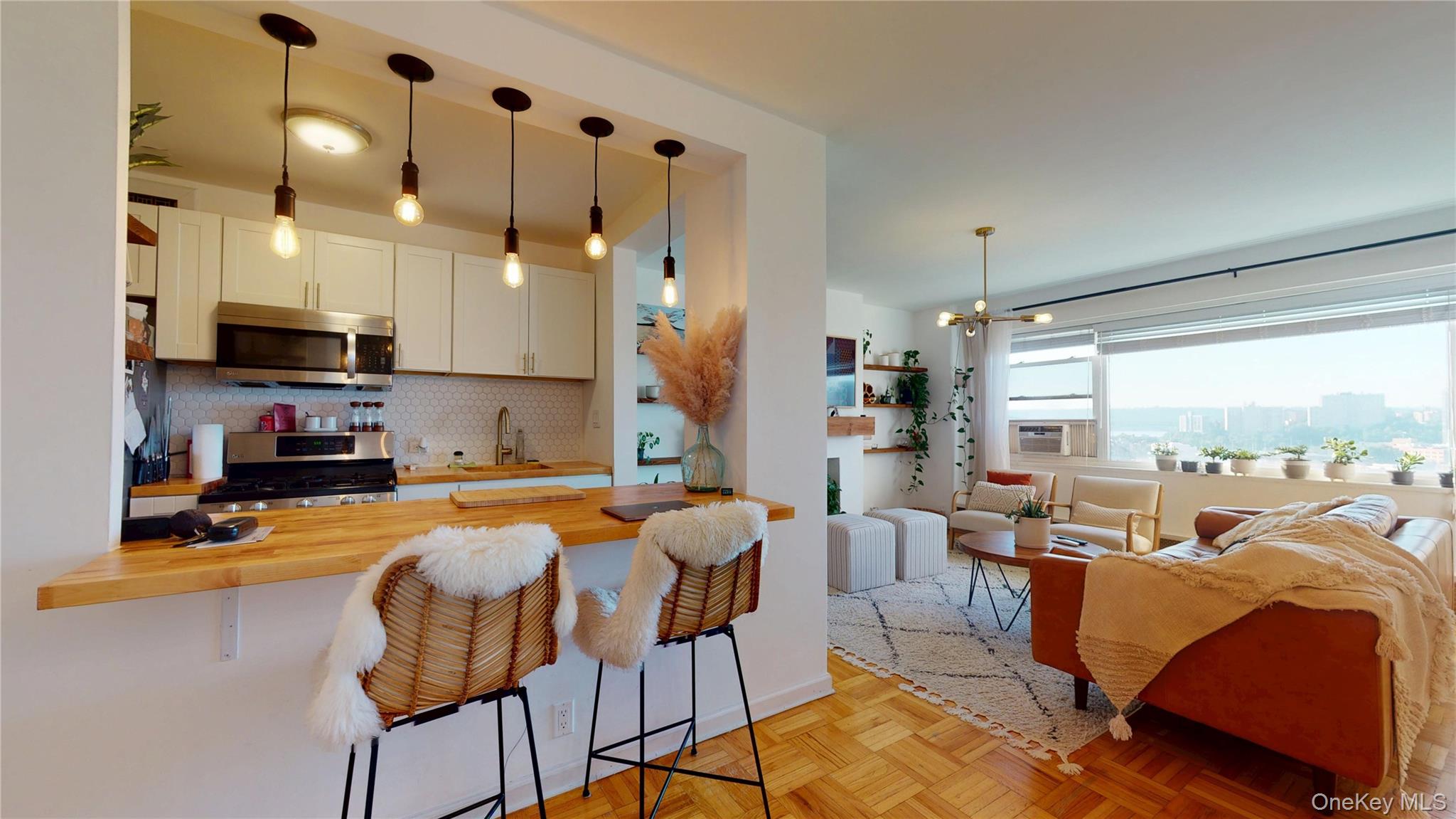 4 Fordham Hill Oval 8C