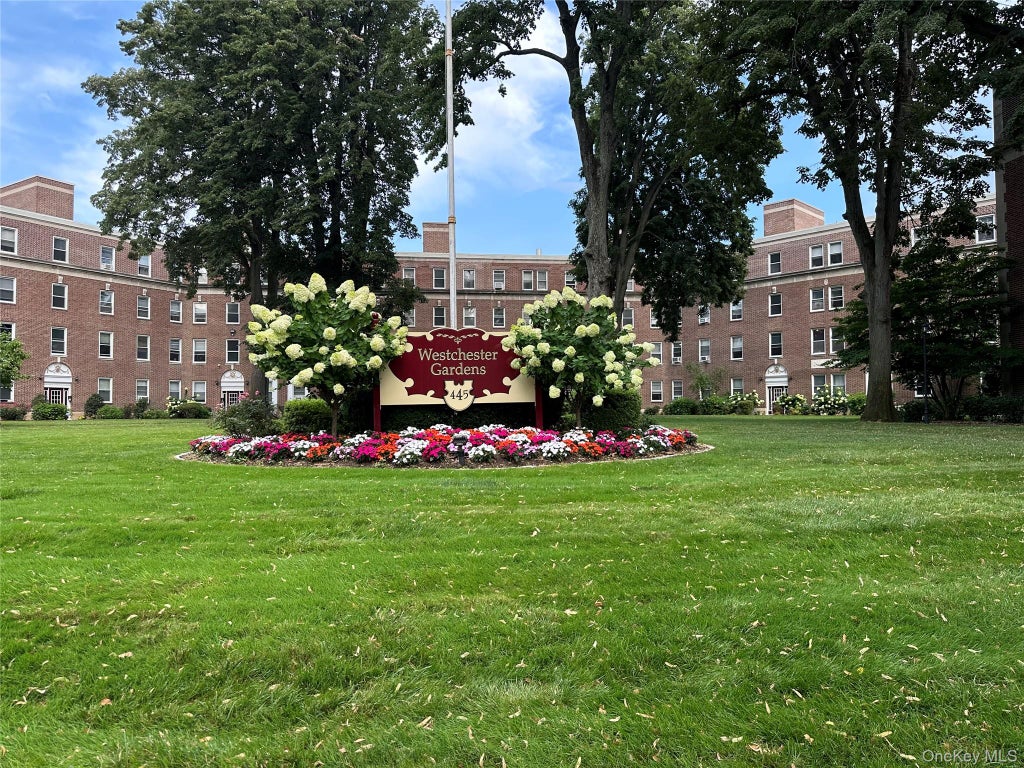 Photo of 445 Gramatan Avenue #1P, Fleetwood, NY 10552 (MLS # 1029466)