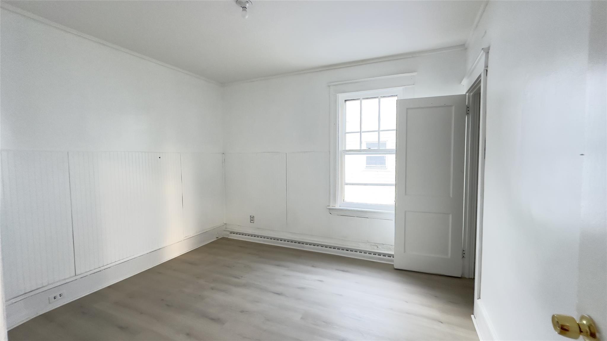 Poughkeepsie, New York 12601, United States, 2 Bedrooms Bedrooms, ,1 BathroomBathrooms,Residential,Active,131957