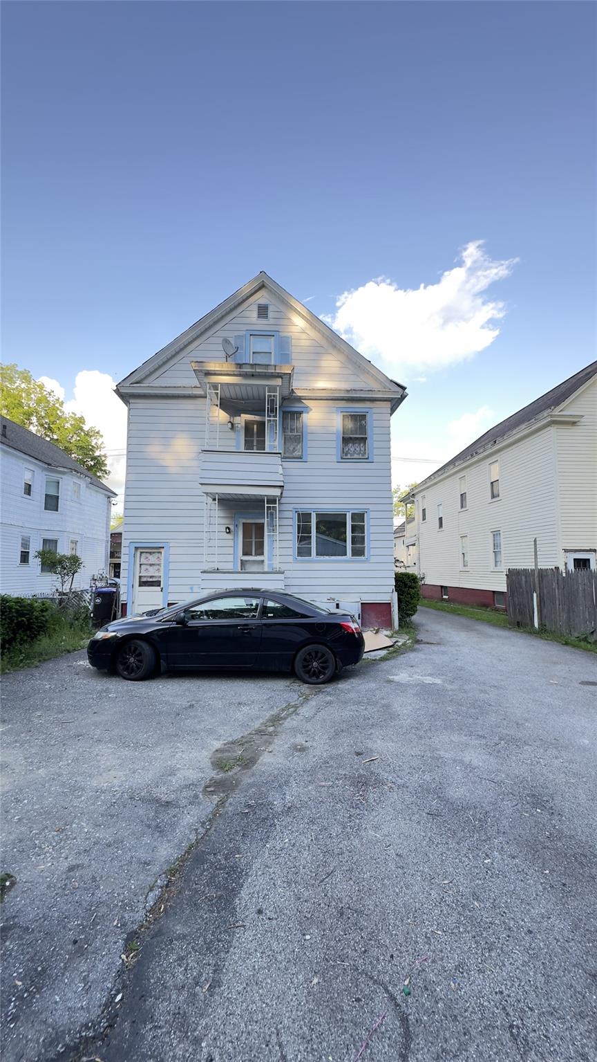 Poughkeepsie, New York 12601, United States, 2 Bedrooms Bedrooms, ,1 BathroomBathrooms,Residential,Active,131957