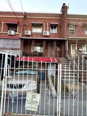 4775 BARNES AVE, BRONX, NY 10470 - Image 8c7bcecfbc02c082295c51bfcde412c0/1782467540