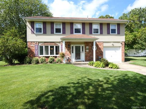 Photo of 28 Block Boulevard, Port Jefferson Station, NY 11776 (MLS # 963204)